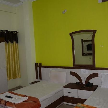 Hotel Rajawat , Madhya Pradesh Vidisha Buitenkant foto